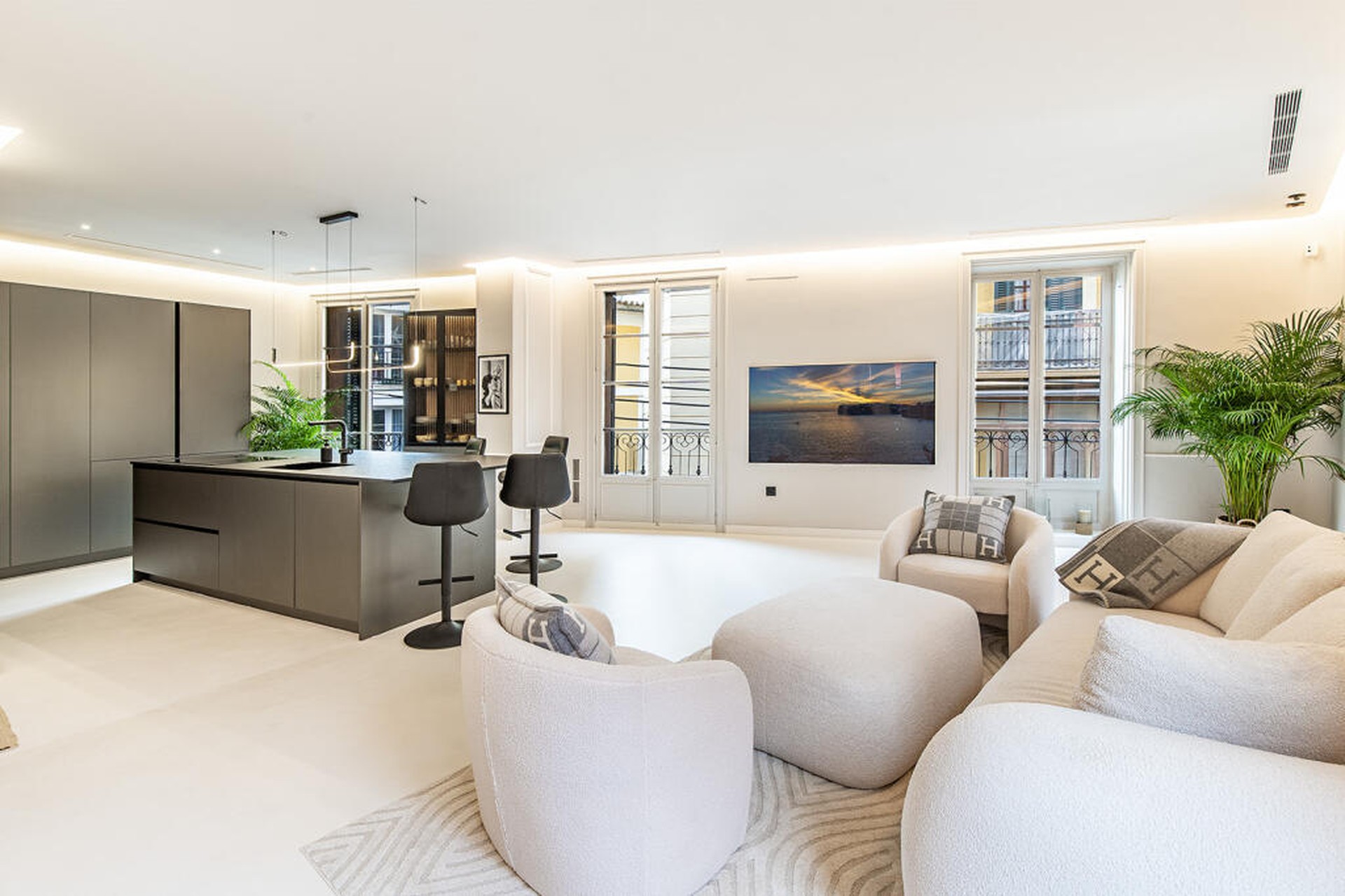 Elegant two-bedroom apartment with historic charm for sale in Palma ...