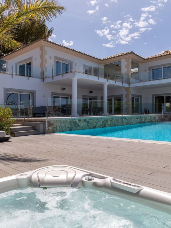 Contemporary five-bedroom sea-view villa for sale in santa ponsa