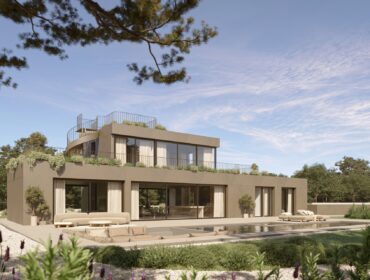 Contemporary five-bedroom villa with panoramic bay views in son gual