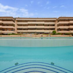 Refined garden apartment with exclusive community wellness for sale in bendinat