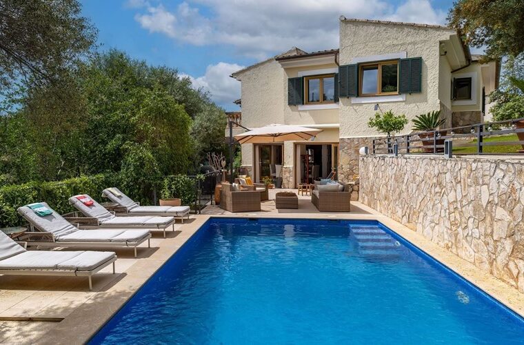 Secluded four-bedroom mediterranean villa with private pool in calvià