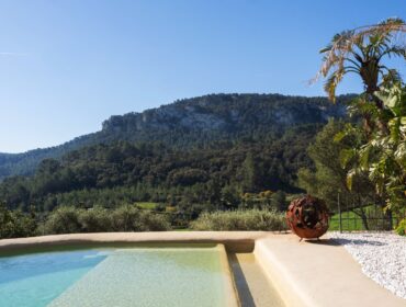 Serene three-bedroom villa with private pool and majestic tramuntana views in puigpunyent