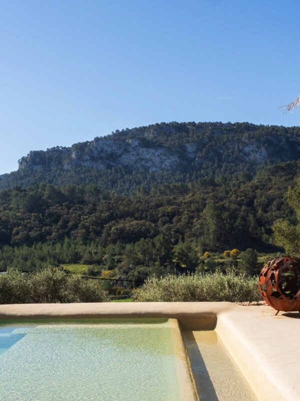 Serene three-bedroom villa with private pool and majestic tramuntana views in puigpunyent