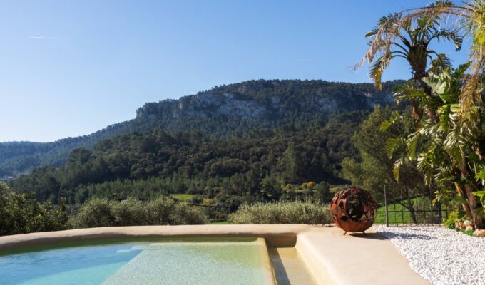 Serene three-bedroom villa with private pool and majestic tramuntana views in puigpunyent