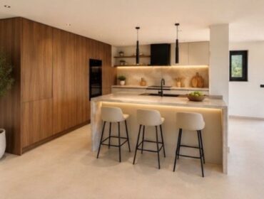 Sophisticated sea-view penthouse with expansive roof terrace in palma