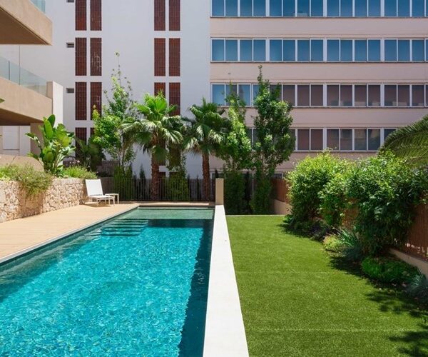 Modern three-bedroom sanctuary with south-facing terrace in palma