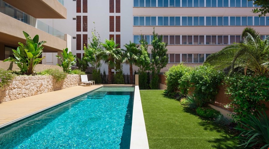 Modern three-bedroom sanctuary with south-facing terrace in Palma