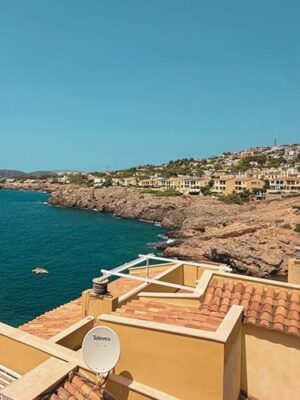 Sophisticated sea-view penthouse with expansive terraces in santa ponsa