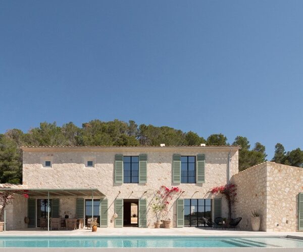 Hand-crafted country house with private vineyard and pool for sale near llucmajor