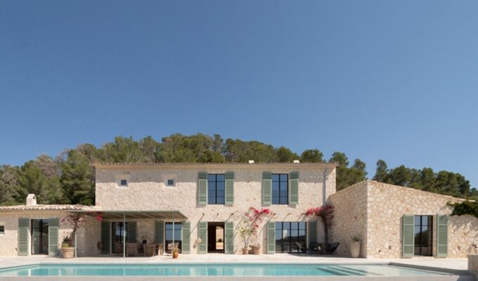 Hand-crafted country house with private vineyard and pool for sale near llucmajor