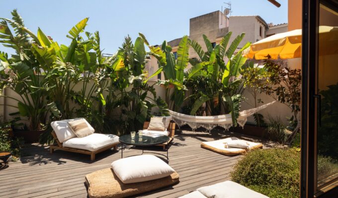 Contemporary two-bedroom duplex with private pool in santa catalina, palma