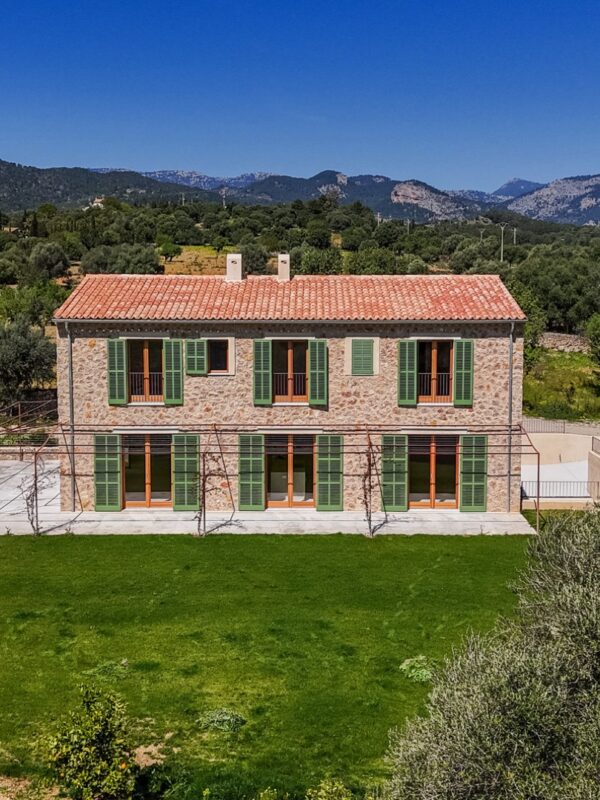 Contemporary four-bedroom country house with sweeping valley vistas in santa maría del camí