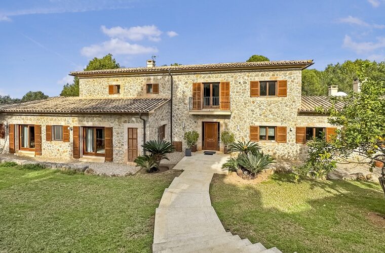 Elegant mediterranean finca with holiday license in santa ponsa