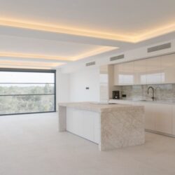 Contemporary three-bedroom designer villa with infinity pool in palma