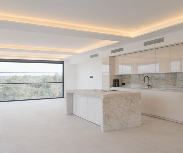 Contemporary three-bedroom designer villa with infinity pool in palma