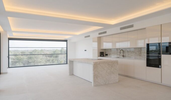 Contemporary three-bedroom designer villa with infinity pool in palma