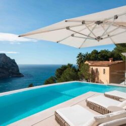 Exquisite contemporary coastal villa for sale with infinity pool in port d’andratx