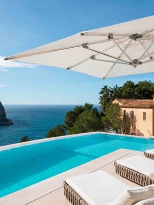 Exquisite contemporary coastal villa for sale with infinity pool in port d’andratx