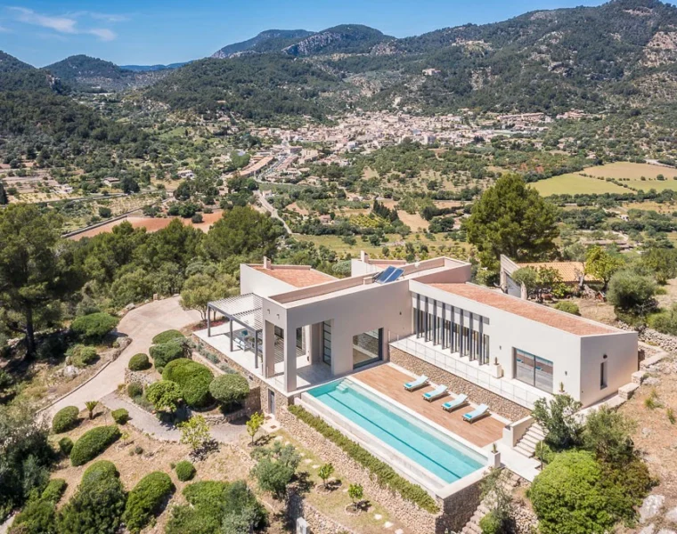 Sustainable designer finca with breathtaking sea vistas near campanet