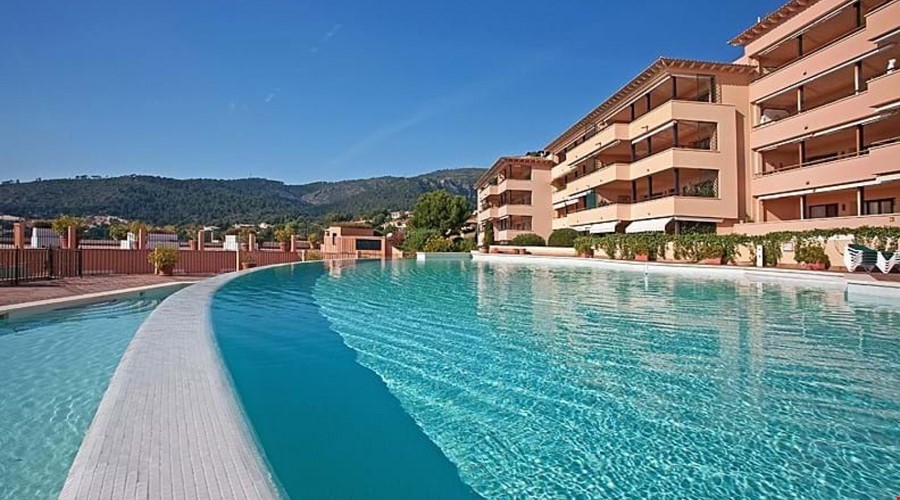 Apartment for sale in Bendinat