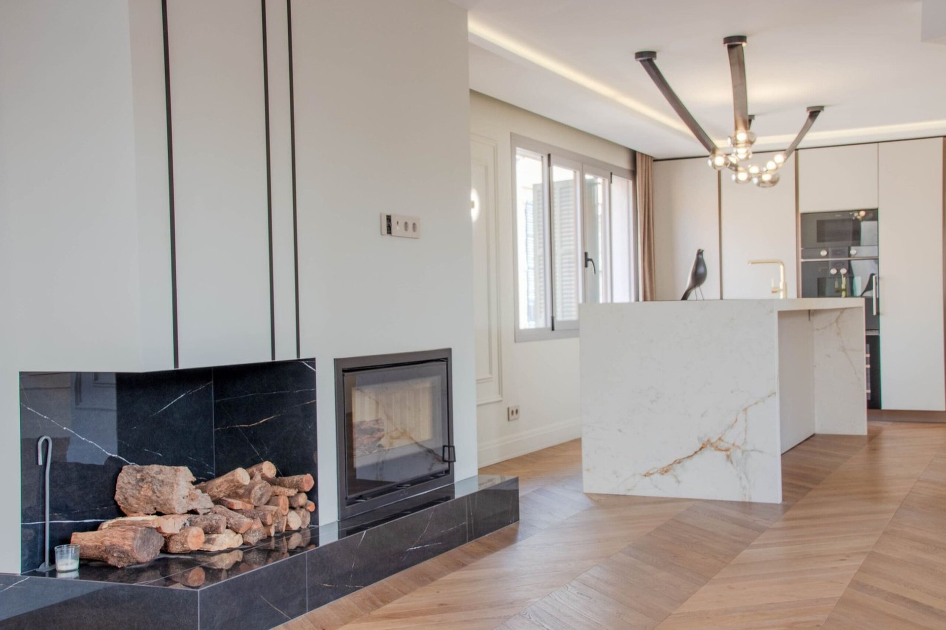 Apartment for sale in Palma Old Town Elegantly renovated four-bedroom apartment for sale in palma old town