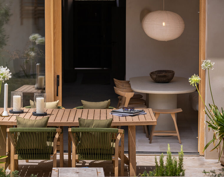 Luxurious four-bedroom townhouse with private pool and garden in alaró