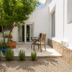 Renovated designer villa with garden and pool permit for sale in betlem