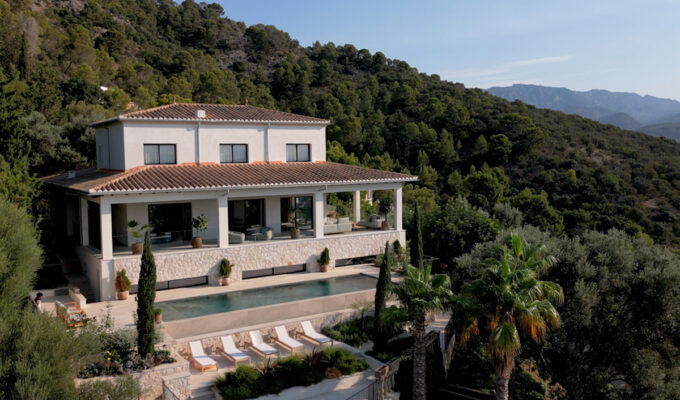 Architectural masterpiece villa with 270-degree panoramic views in esporles