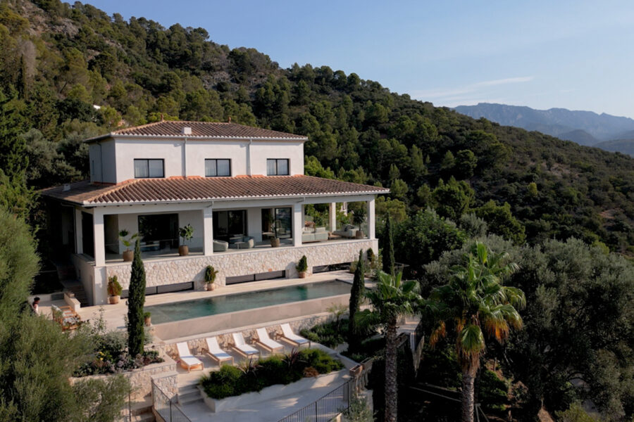 Architectural masterpiece villa with 270-degree panoramic views in esporles