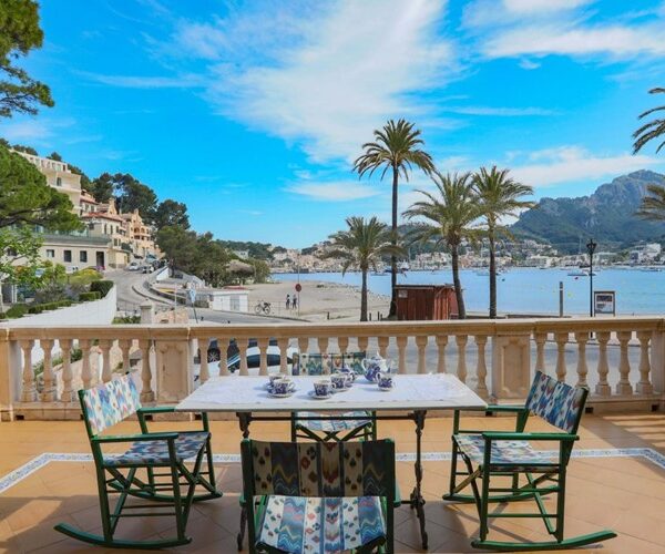 Historic seven-bedroom frontline villa with panoramic sea vistas in port de sóller