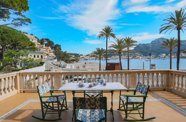 Historic seven-bedroom frontline villa with panoramic sea vistas in port de sóller