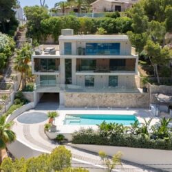 Contemporary sea-view villa with wellness spa and designer finishes in santa ponsa