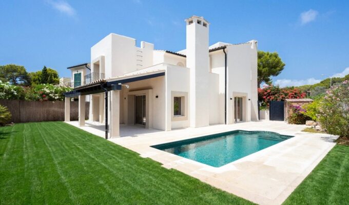 Stylish contemporary villa with private pool and golf course views in santa ponsa