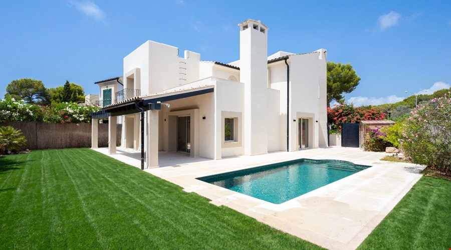 Stylish contemporary villa with private pool and golf course views in santa ponsa