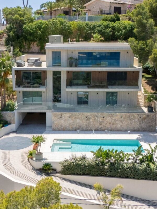 Contemporary sea-view villa with wellness spa and designer finishes in santa ponsa