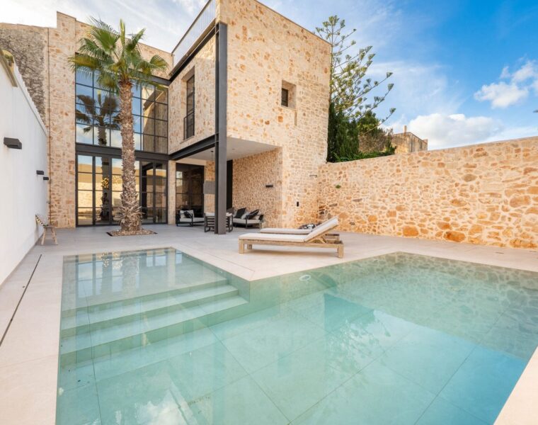 Exquisite contemporary sanctuary with rooftop pool and sauna for sale in santanyí