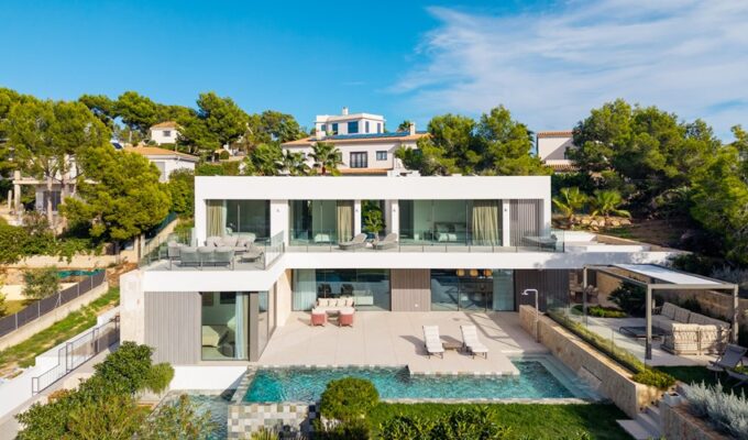 Modern mediterranean architectural villa with mountain views for sale in sol de mallorca