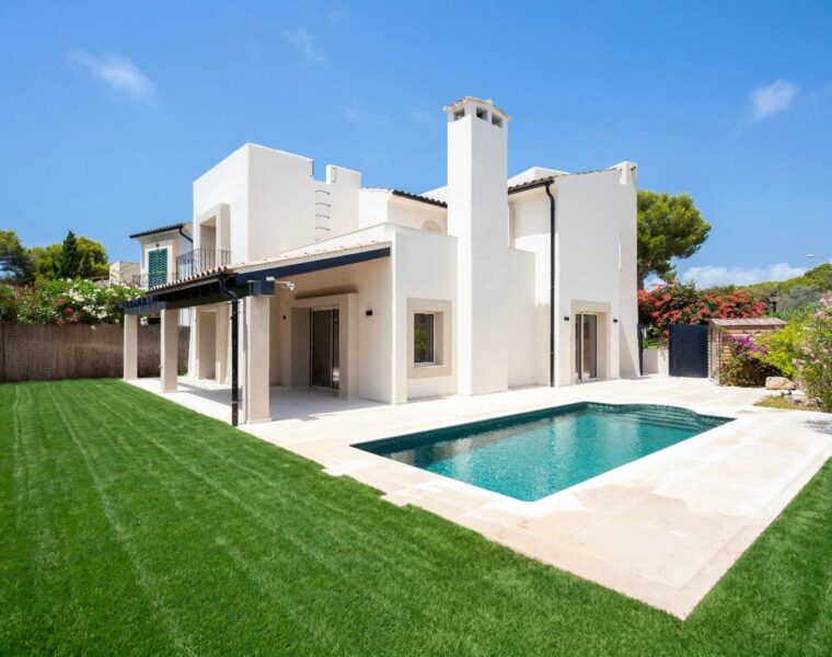 Stylish contemporary villa with private pool and golf course views in santa ponsa