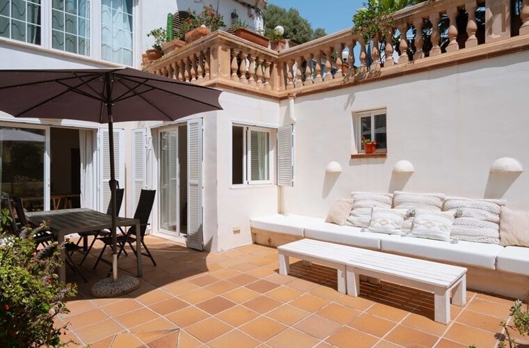 Two-bedroom ground-floor garden residence with private terrace and patio in palma