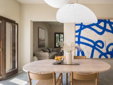 Three-bedroom design-led apartment with private loggia and historic charm in palma