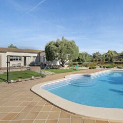 Mediterranean country house with expansive gardens for sale in calvià
