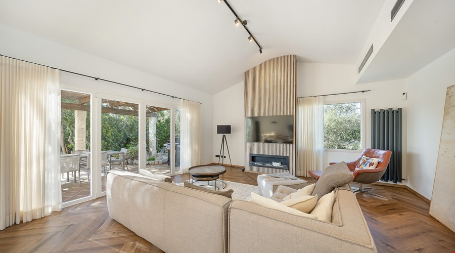 Country house for sale in Calvia