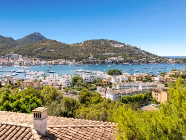 Mediterranean sea view villa with guest accommodation for sale in port d’andratx