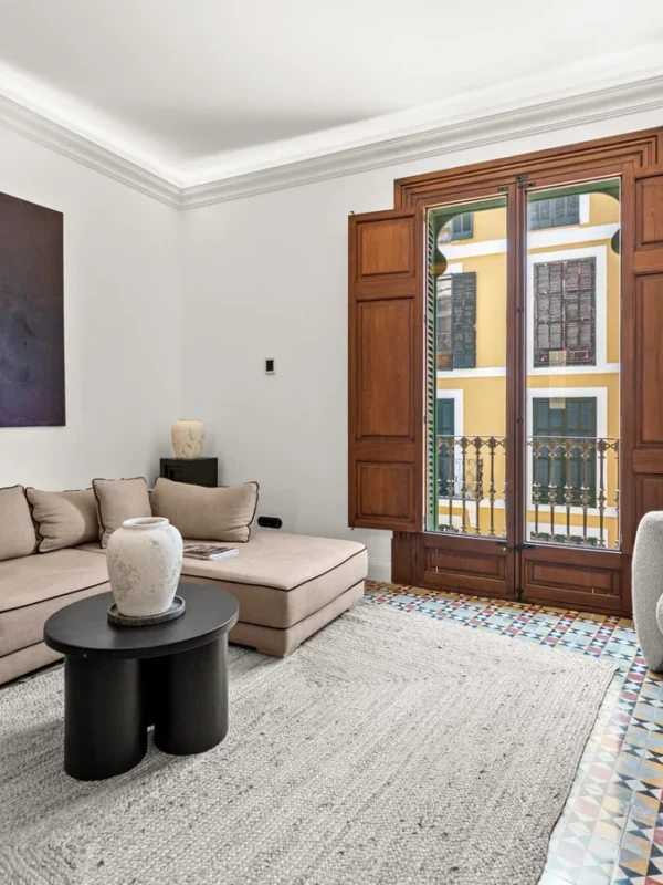 Elegant renovated heritage apartment with soaring ceilings in palma