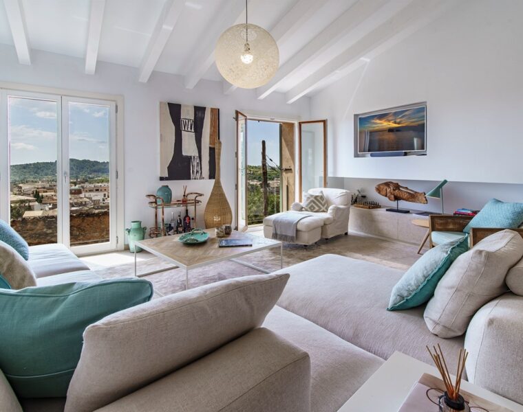 Exceptional mallorcan townhouse with scenic views in alaró