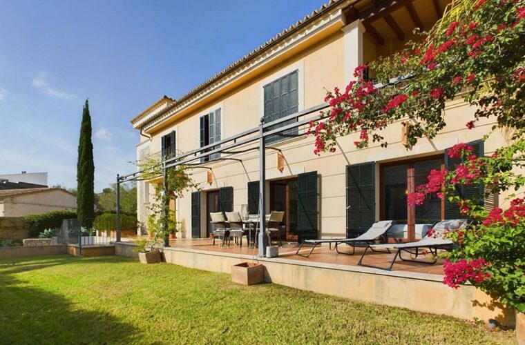 Five-bedroom mediterranean retreat with private pool and guest house for sale in calvià