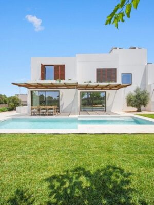 Architectural designer villa with panoramic roof terrace in palma