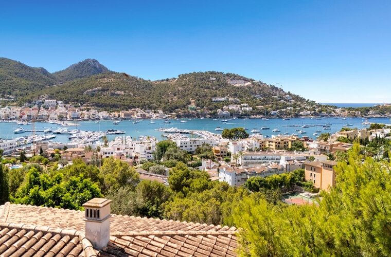 Mediterranean sea view villa with guest accommodation for sale in port d’andratx
