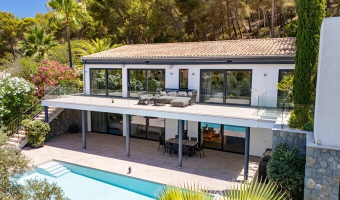 Contemporary coastal sanctuary with infinity pool and gym in port d’andratx