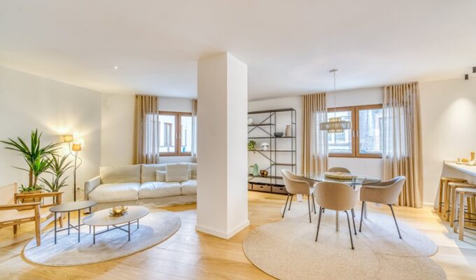 Apartment for sale with expansive terrace in palma